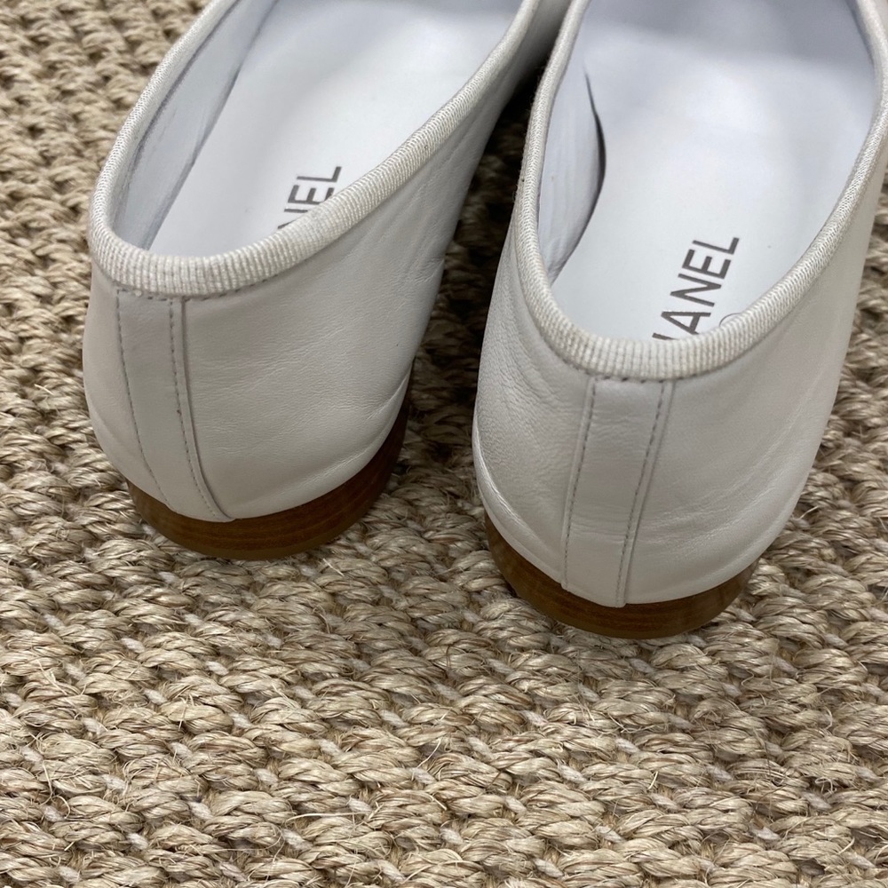 Authentic Chanel white & cream ballet flats 37.5 - Picture 8 of 12